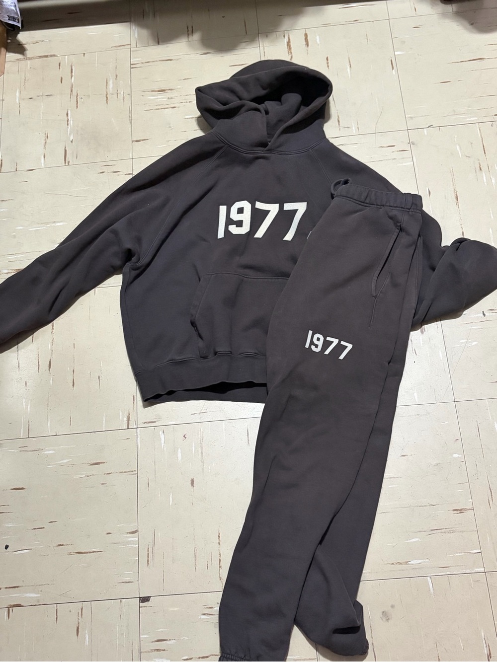 Fear of God Men's Relaxed Jeans - Charcoal with White Logo